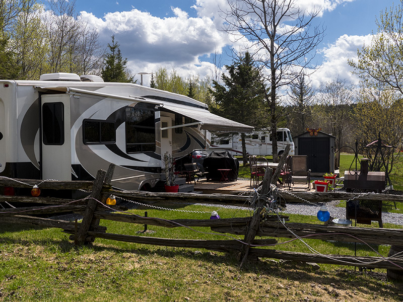 CAMPING SAISONNIER